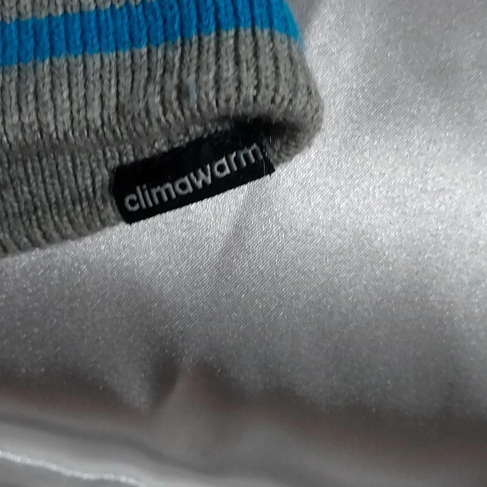 Adidas Skully - Picture 2 of 3